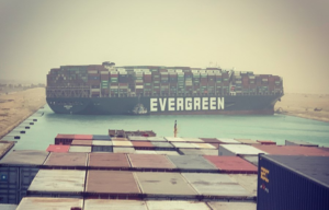 Containerschip blokkeert Suezkanaal